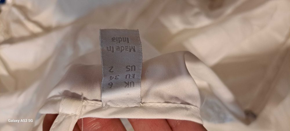 Rochie de mireasa Asos, dantela si voal, maneca lunga, noua cu eticheta, marimea 36