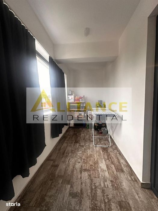Apartament 3 camere de vanzare