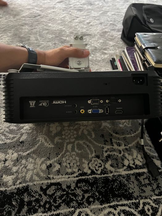 Продаётся проектор Acer X1128H / Proyektor Acer X1128H sotiladi