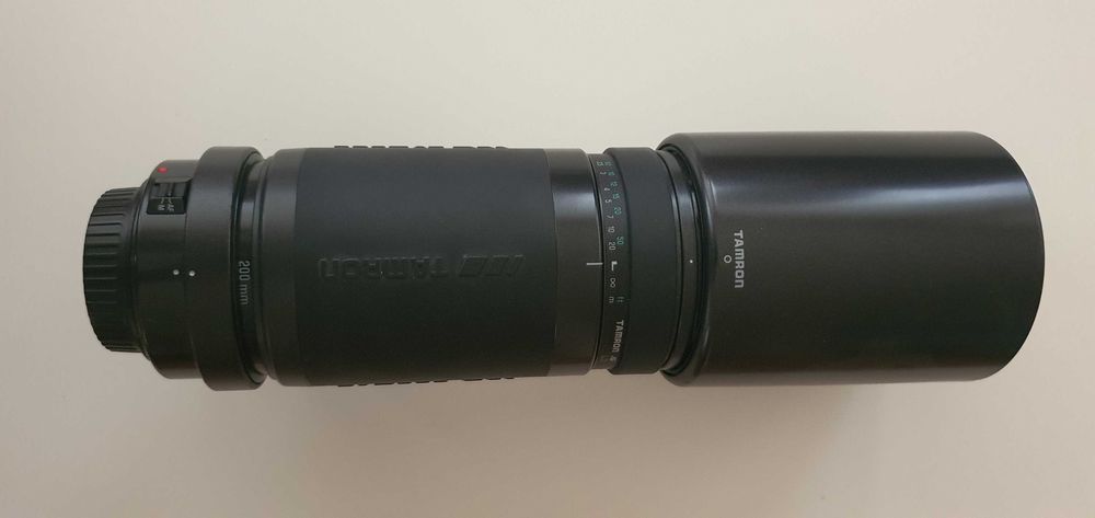 Фотоапарат Канон Еос 1100D