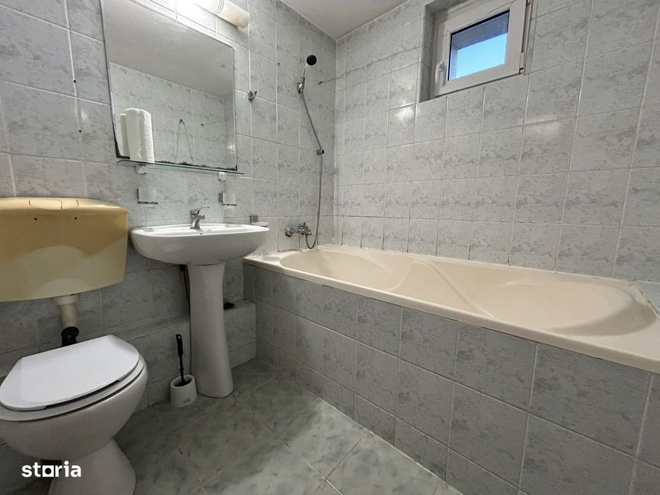 Apartament 3 Camere Titan/Costin Georgian