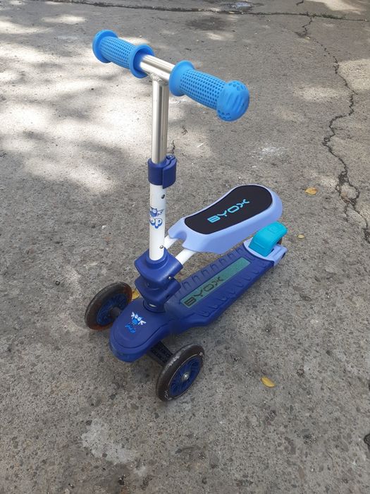 Продавам детска тротинетка byox