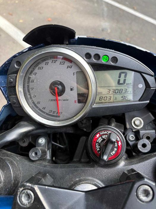Kawasaki Z750 2009 – 33.000 km