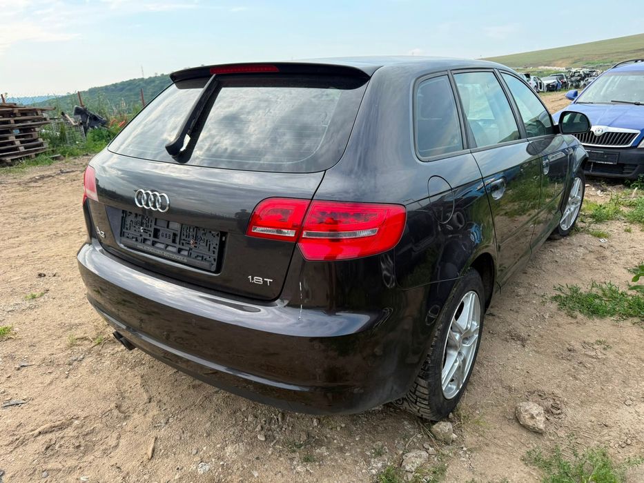 Dezmembrari Dezmembrez Audi a3 facelift 2010 gri lz7l 1.8 tfsi CDAA DSG LSS volan stanga