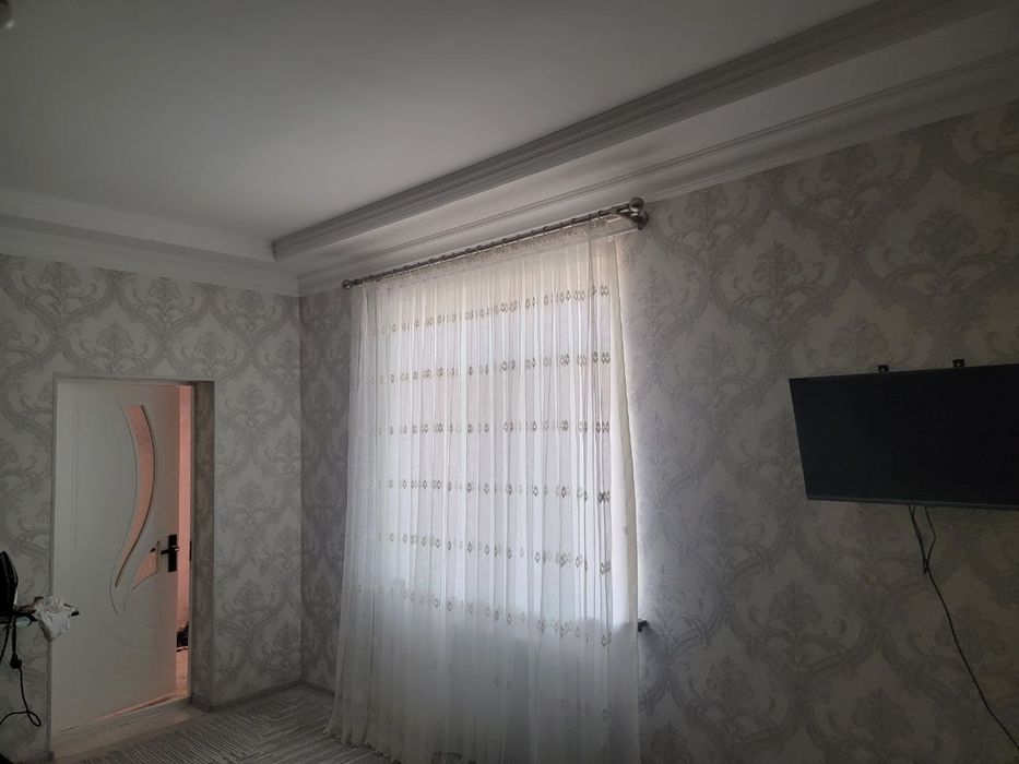 Hovli uchastka sotiladi