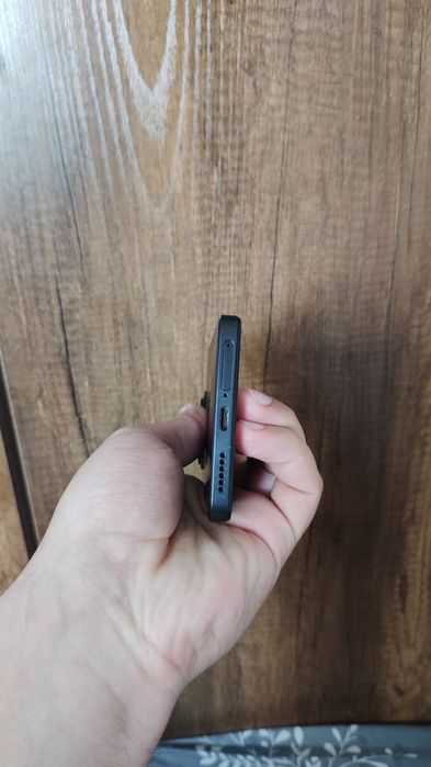 Redmi note 14 8/256 idiyal