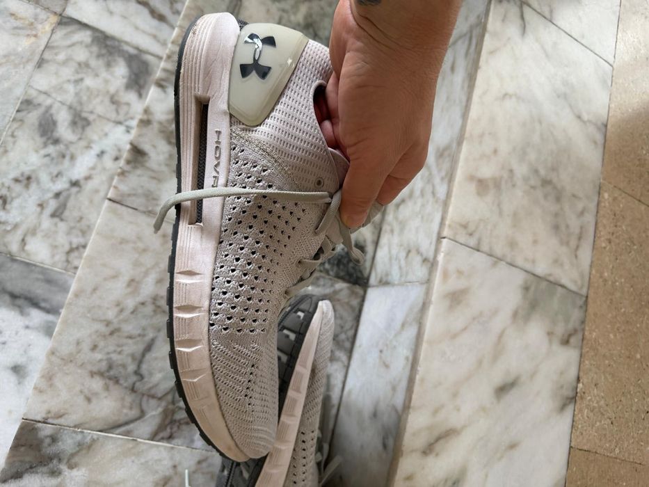 Маратонки Hovr sonc 6