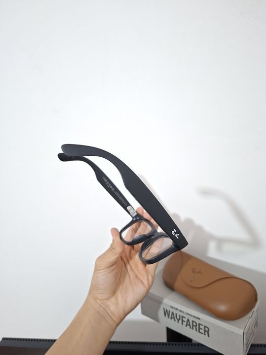 Умные очки Ray-Ban Meta Wayfarer Gen 1 как новые в наличии