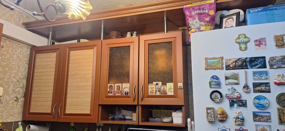 Продам Кухонный гарнитур в хорошем состоянии