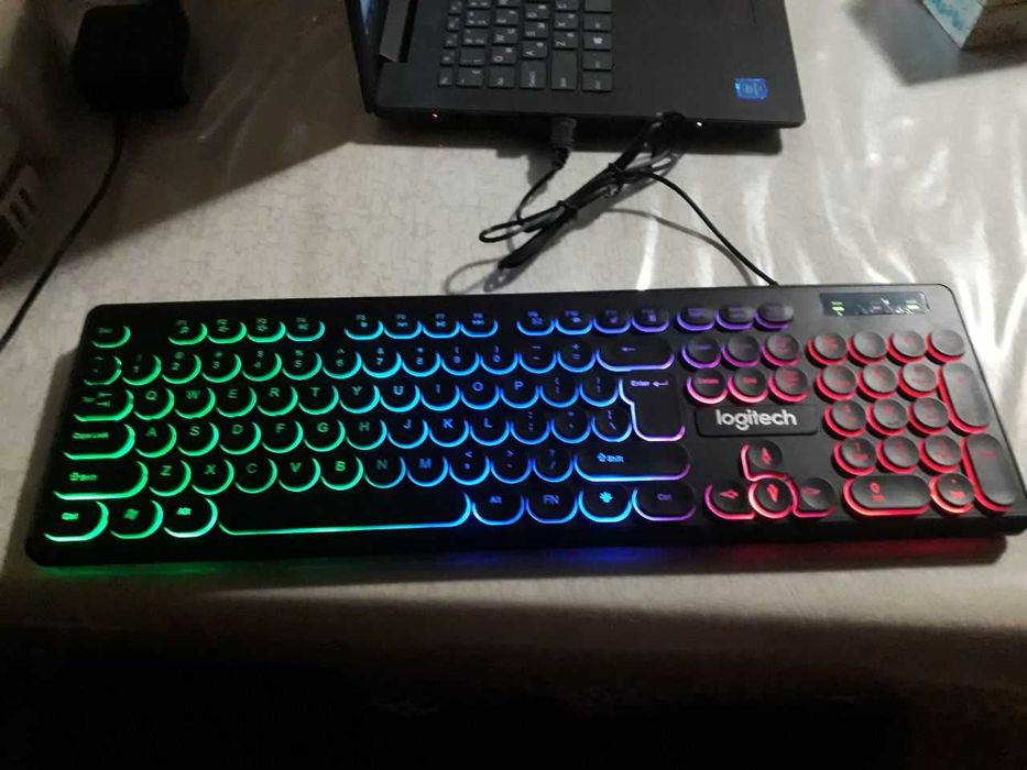 Новая! Игровая клавиатура и мышка с подсветкой RGB качества супер