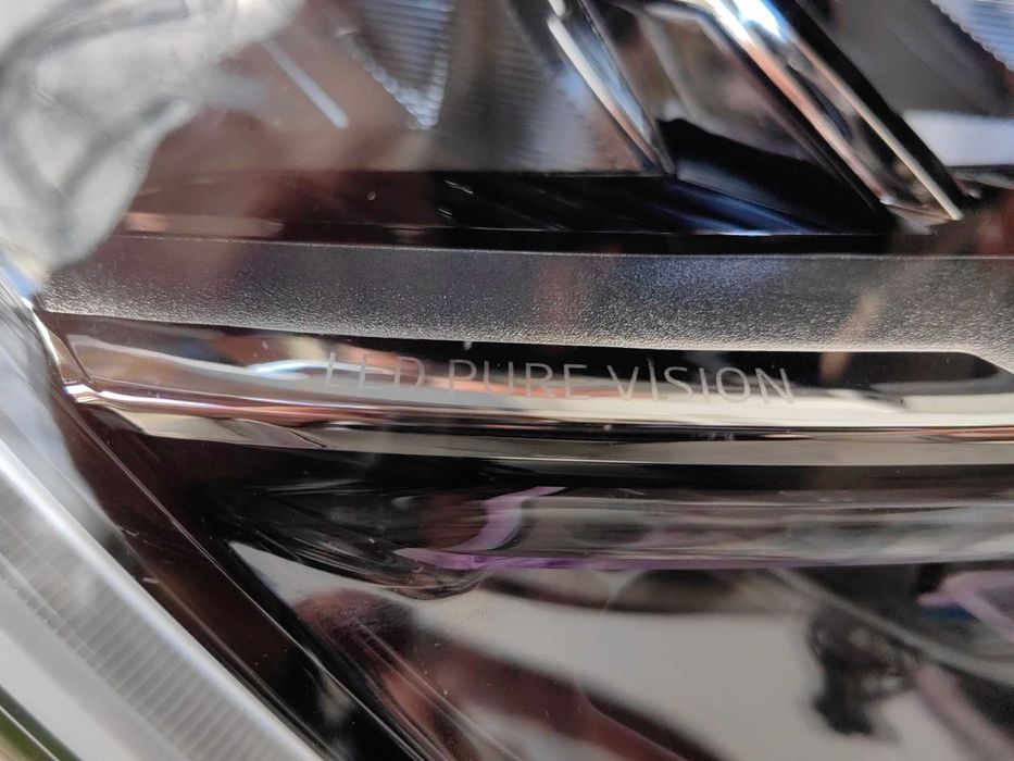 Фар Renault Arkana LED десен / Фар Рено Аркана Оригинален