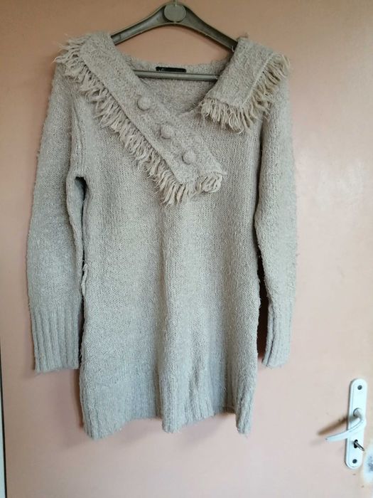 Дамски пуловер със колан