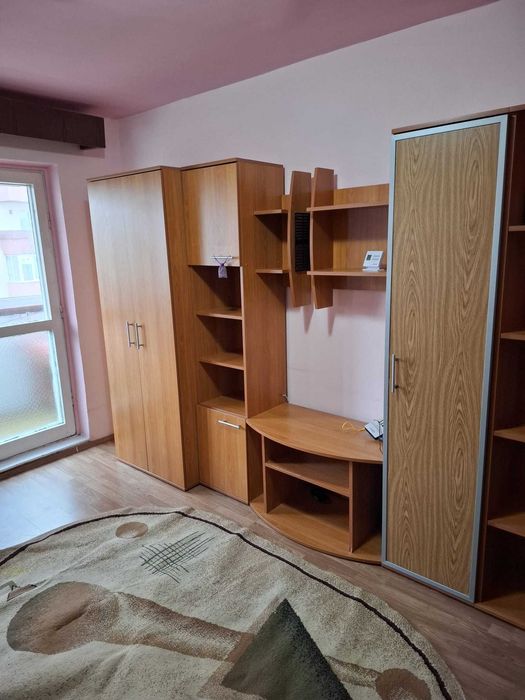 Inchiriez apartament Cluj-Napoca, zona Manastur