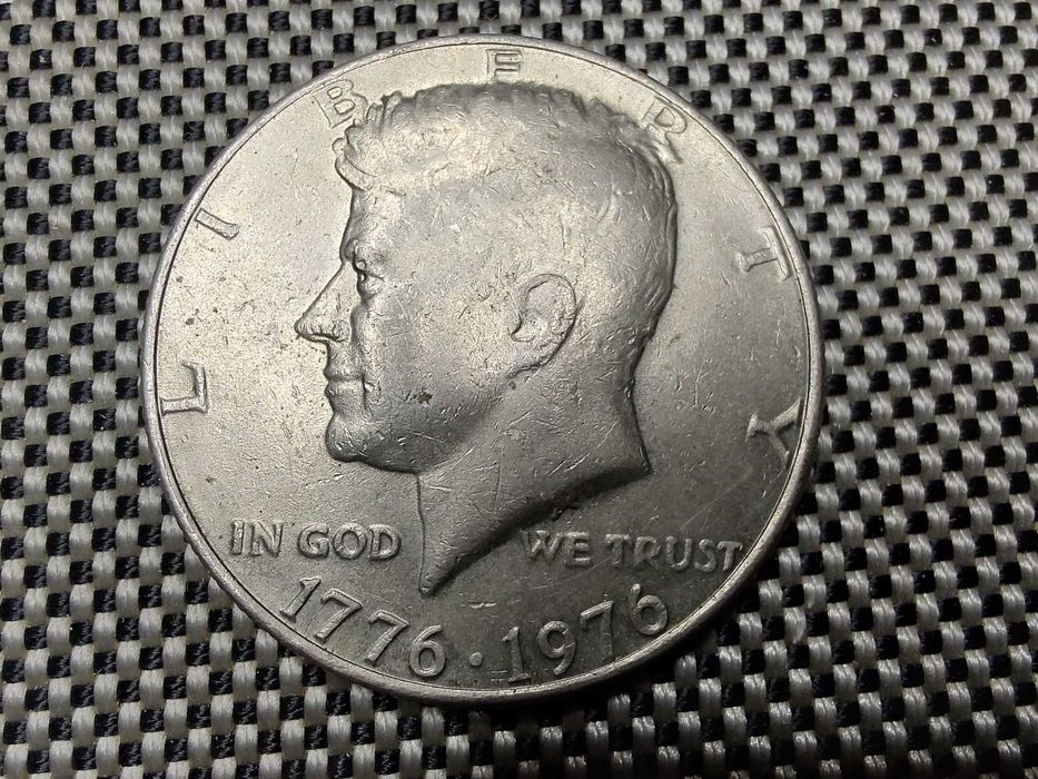 Moneda de 50 centi half dollar Kennedy Editia comemorativa 1776 1976