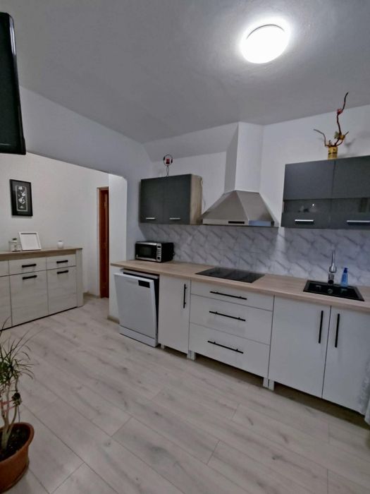 Apartament cu 4 camere