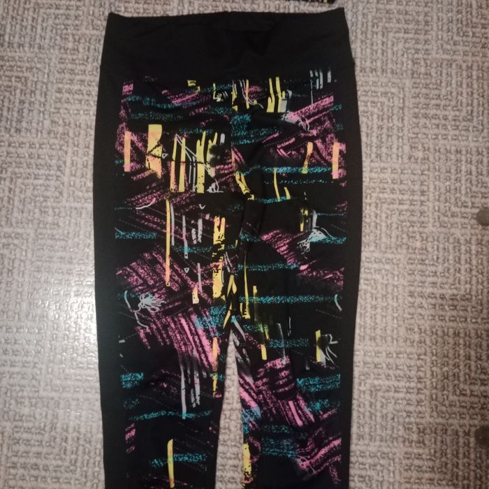 Продам костюм для тренировок