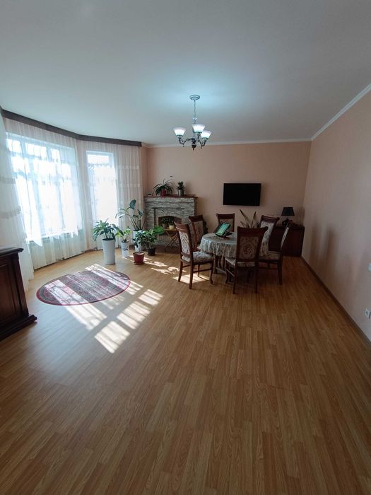 Ботаника, коттеджный поселок - Дом у речки