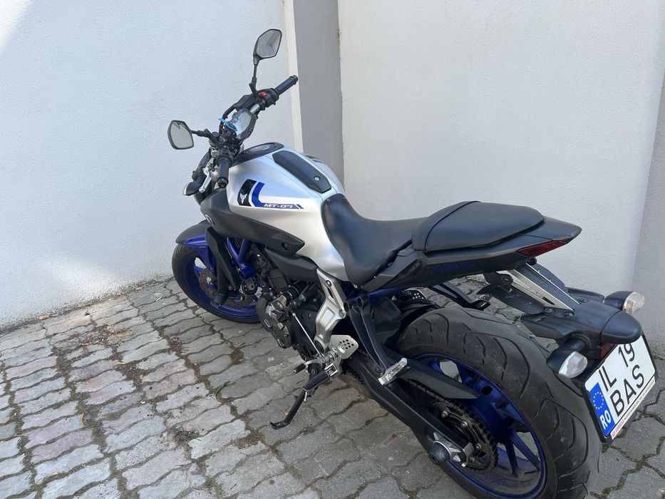 Yamaha MT-07 (se poate limita A2)