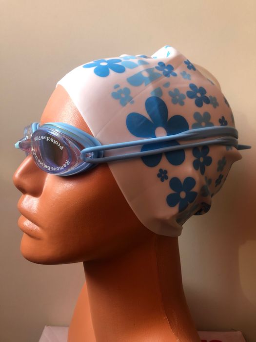 Нов плувен комплект