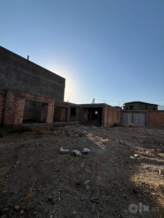 Dacha sotiladi srochna 6 soth gaz svet suv knalizaca bor