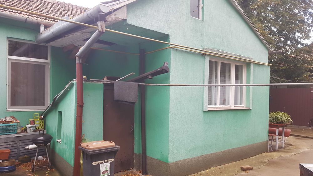 De vanzare casa,3 camere,garaj,anexe,curent trifazic,toate utilitatile