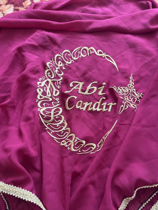 Шалове за къна вечер неизползвани