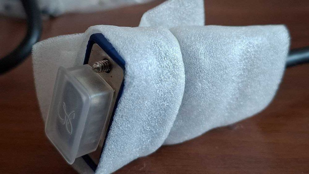 VGA кабель для подключения монитора