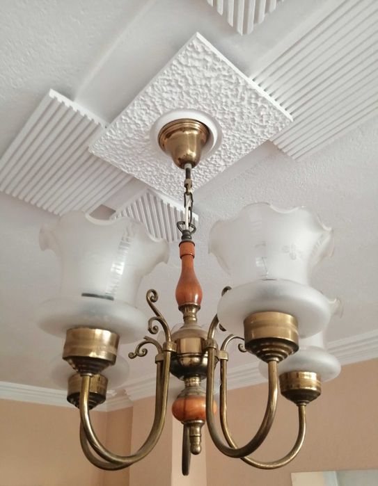 Ретро полилеи за таван