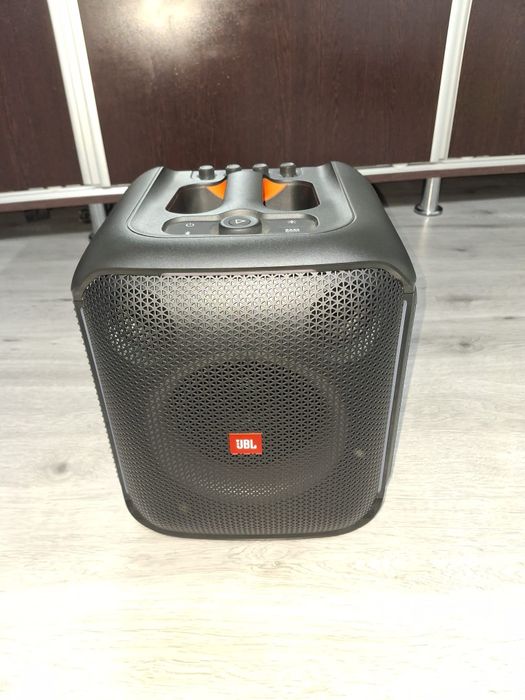 Vând boxă Jbl partybox encore