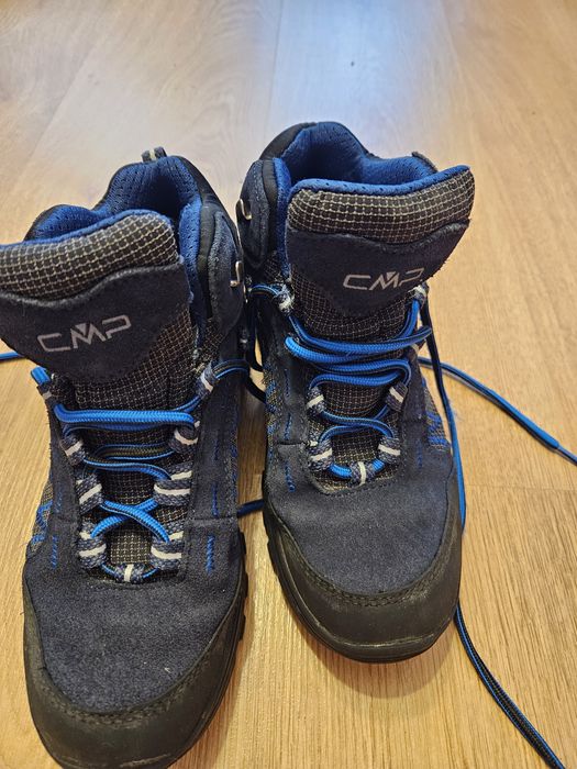 Ghete/bocanci munte -vibram  marime.36