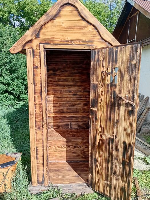 Продам туалет оккуратный