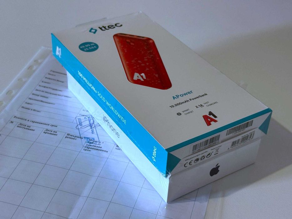 Бартер! Чисто НОВ! 24м.Гаранция! iPhone 17 Pro Max Deep Blue (Син) + 10,000mAh Powerbank