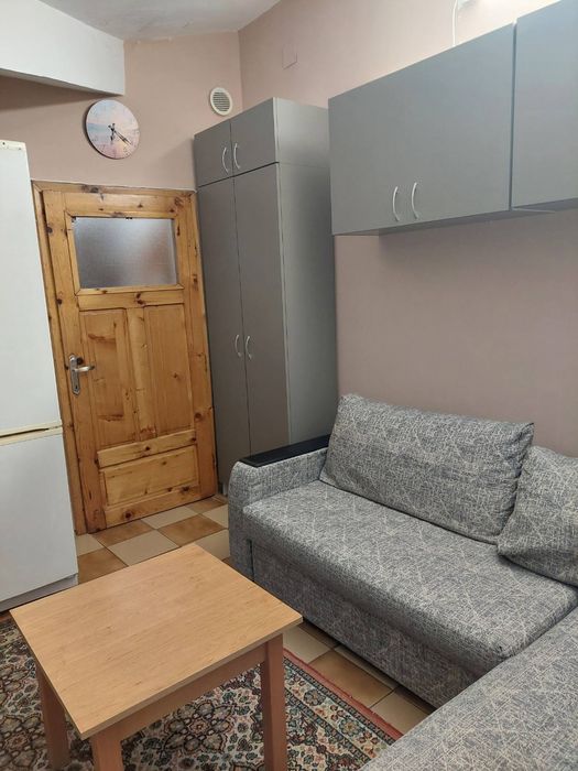 Дава се под наем Двустаен апартамент в Пловдив, Тракия - 60 кв.м за 359.04 € - Снимка #1