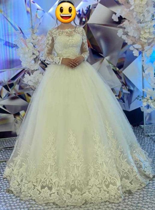 Свадебное платье