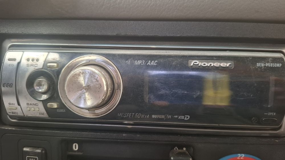 Продам магнитолу Pioneer