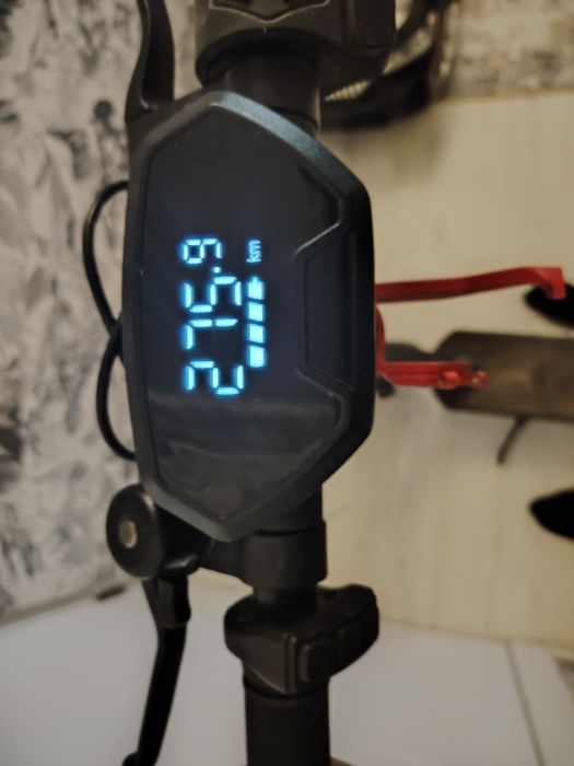 Продам электро самокат
