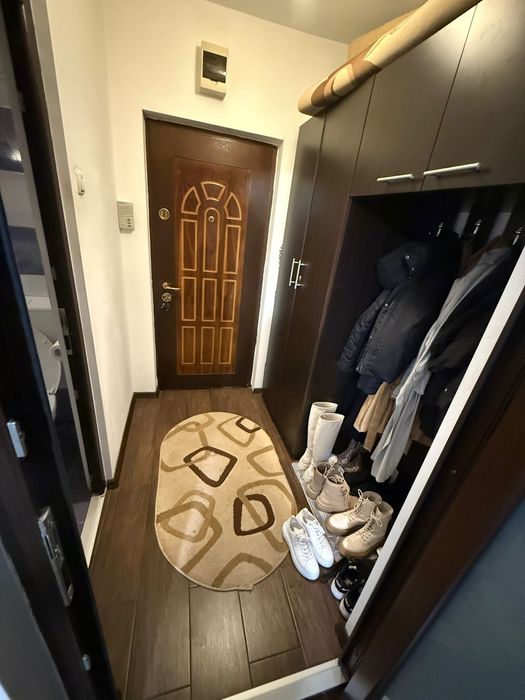 Închiriez garsonieră pe Craiovei