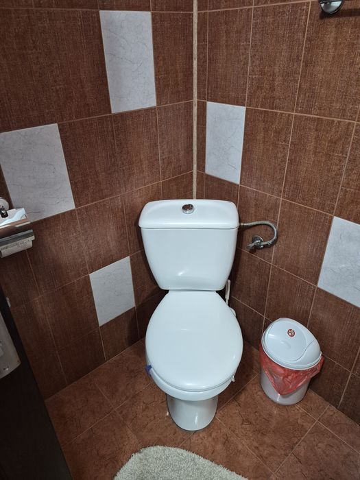 Cabine de dus, wc, lavoar si baterii baie