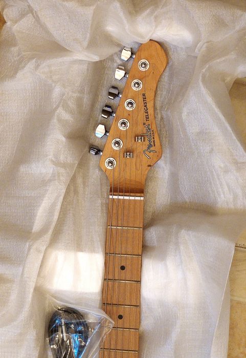 Электро-гитара Fender