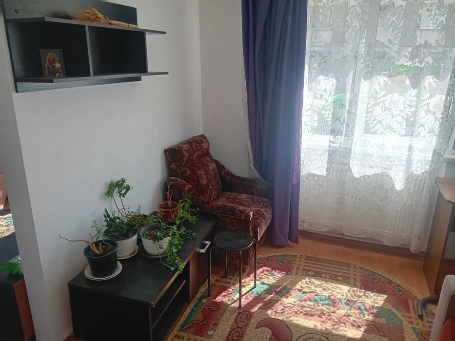 Ap 2 Cam Darmanesti 40mp etaj 1 la cheie renovat centrala termopan