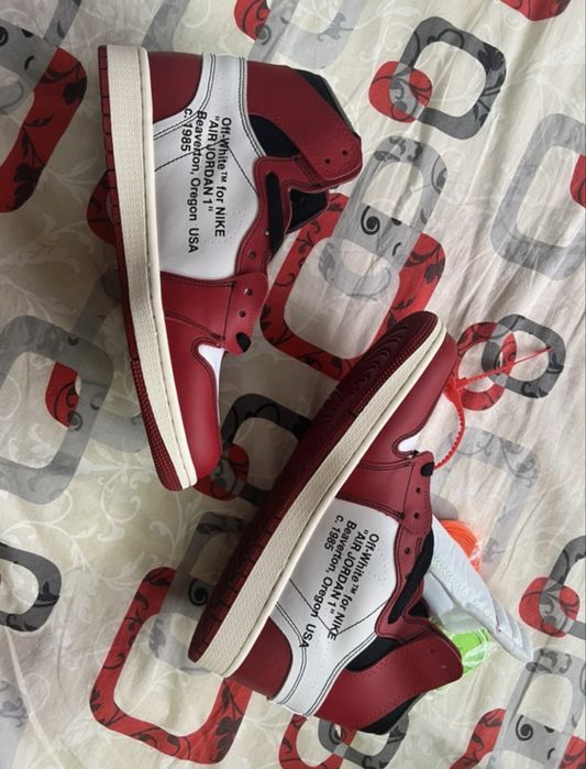 Jordan 1 off white