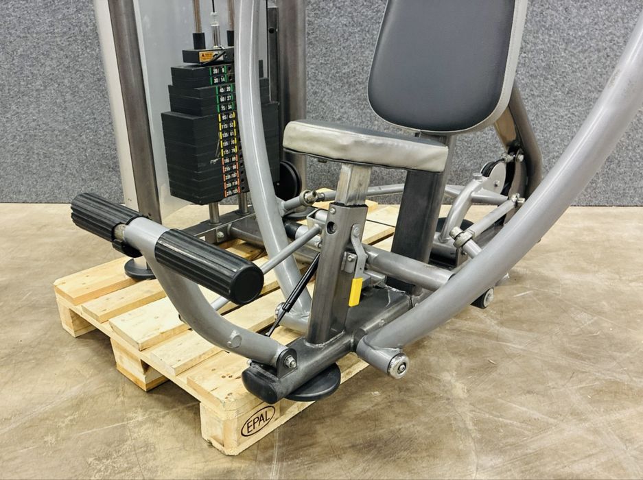 Chest press Impulse / уред за гърди
