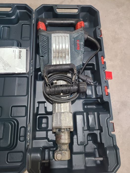 Отбойный молоток RONIX 2802