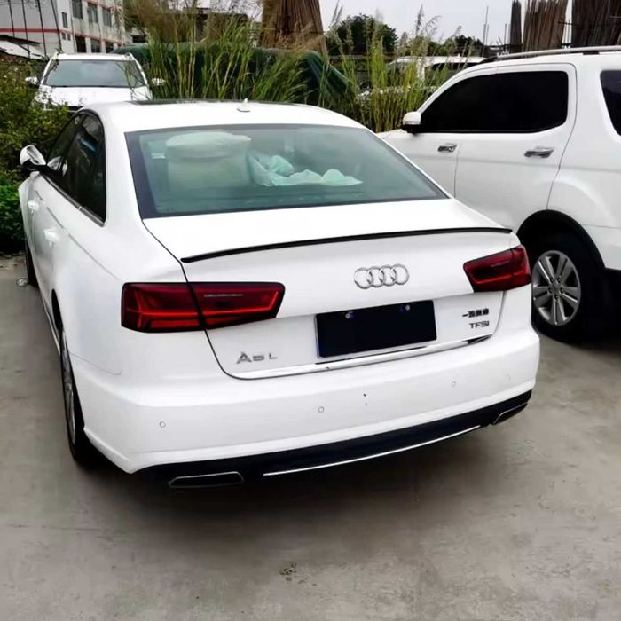 Eleron portbagaj S6 Style compatibil cu Audi A6 C7  negru lucios