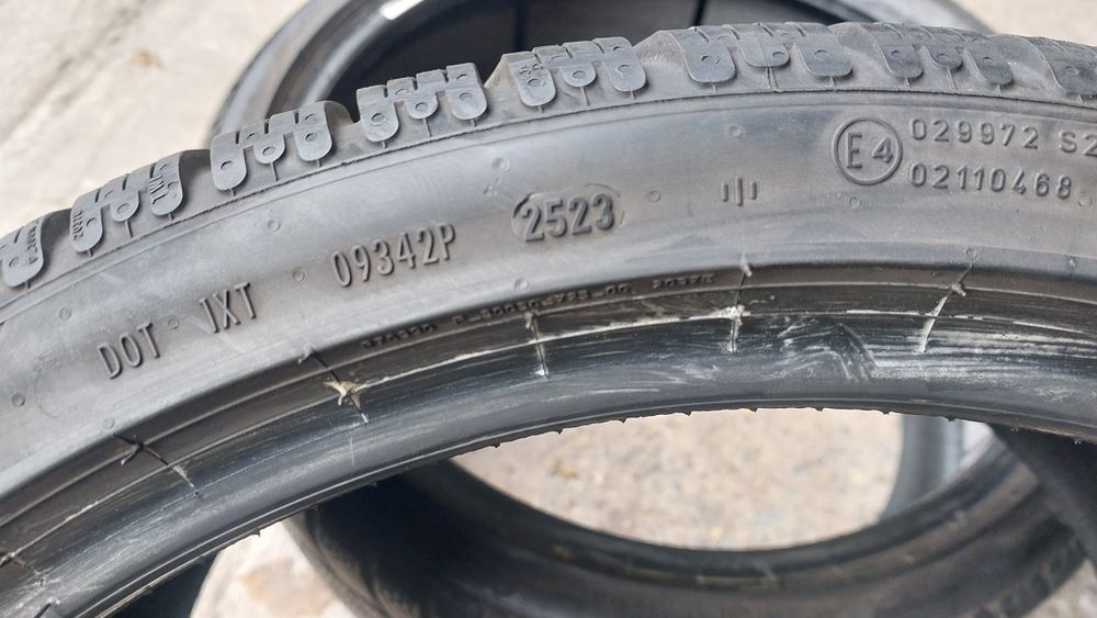 Зимни гуми 295/30/21 Pirelli P Zero 2 броя