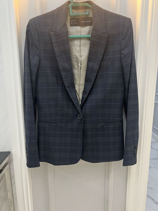 Костюм классический с брюками