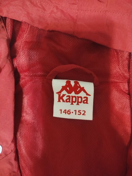 Продам ветровку рост 152