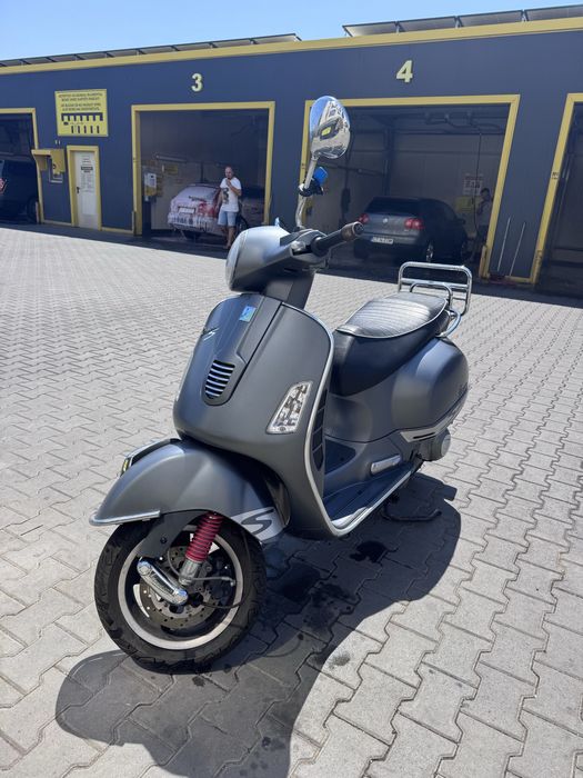Vand Vespa 300 GTS