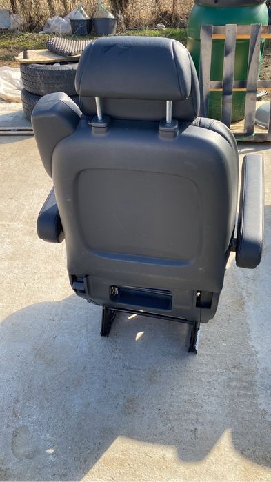 Scaune individuale Mercedes Viano Vito