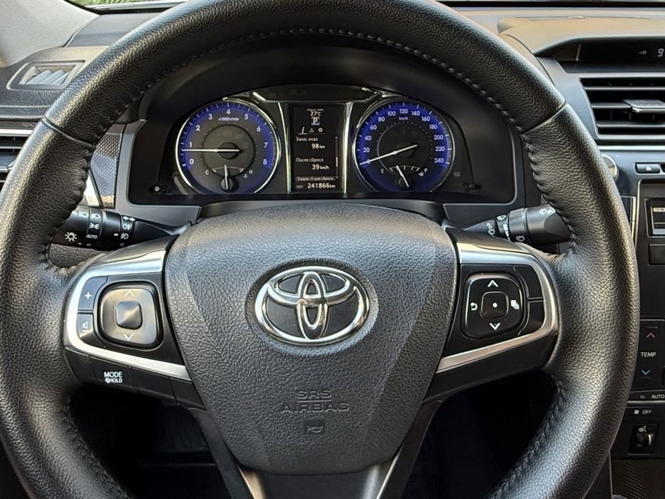 Продам Camry XV55